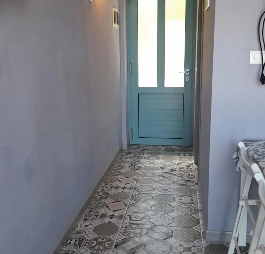 Home Lotus Flower Labin  Apartment