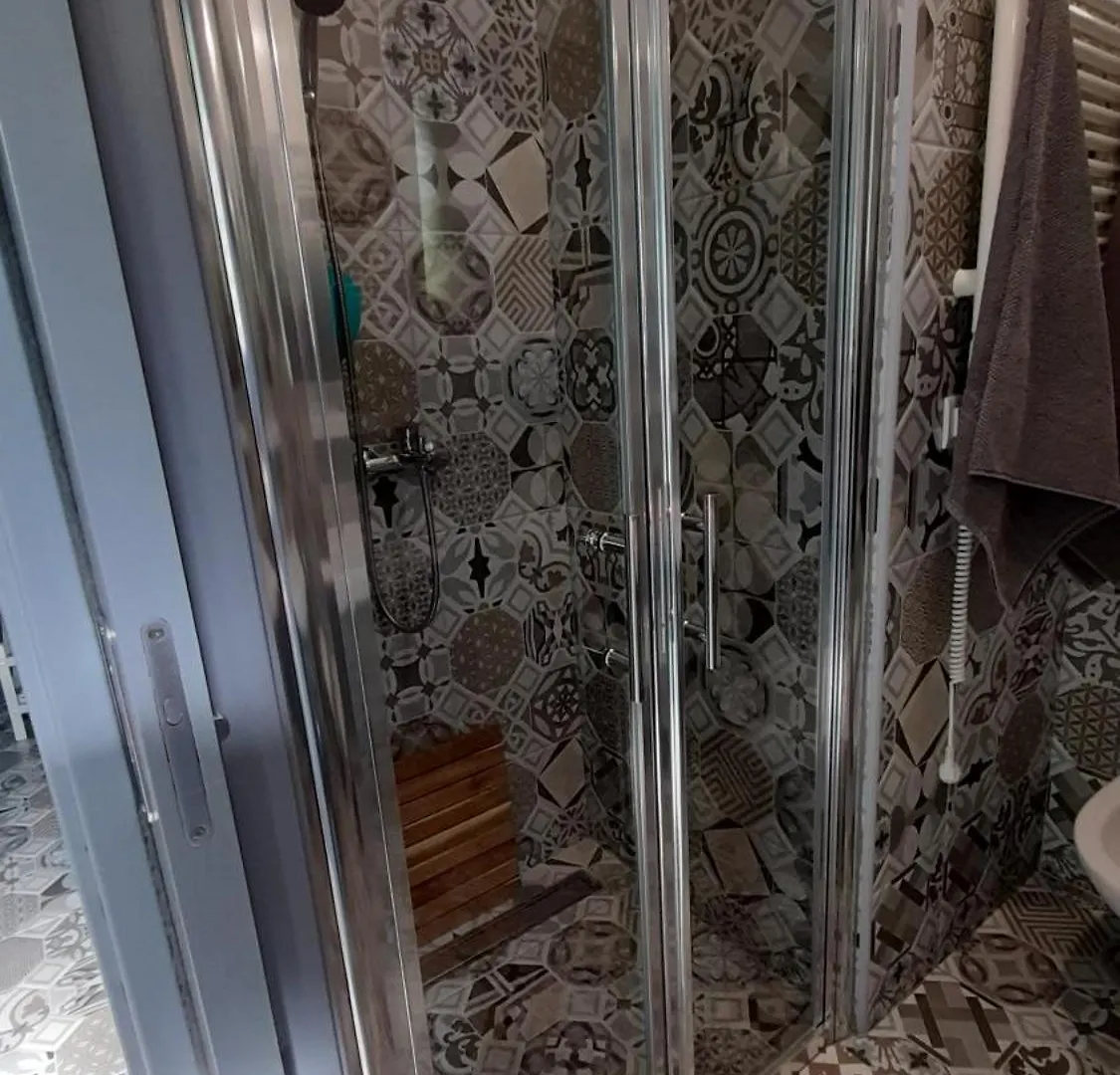 Apartment Home Lotus Flower Labin